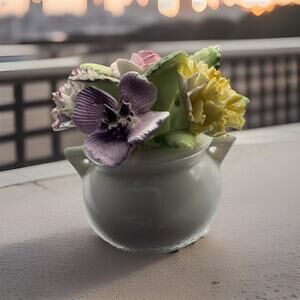 Unique Vtg. Royal Doulton England China Miniature"Floral Bouquet in Pot"Figurine